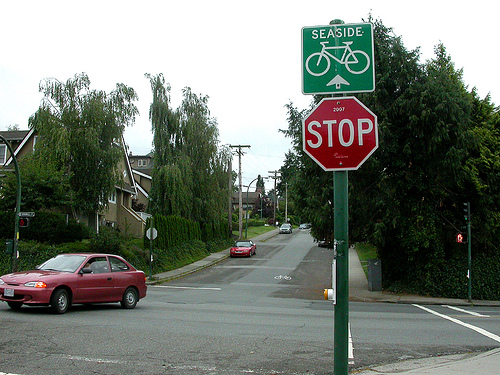 more-vancouver-bike-signs.jpg